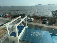 -麓舍全景太湖温泉别墅团建拓展会议亲子