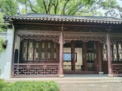 -汇龙潭