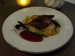 -Oasis Bar & Grill