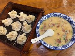 -张家巷美食(南浔店)