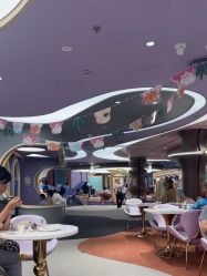 -奈尔宝家庭中心·国风主题儿童乐园·亲子餐厅(豫园商城店)