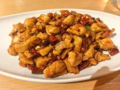 -渝信川菜 · 川味家常菜(财富购物中心店)