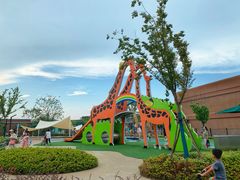 -季高兔窝窝亲子园(上海薰衣草公园店)