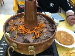 -乡土特色.冷锅鱼.牦牛肉汤锅