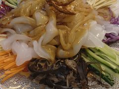 -哈尔滨烧烤·山河村铁锅炖(交大店)