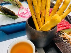 -红鼎豆捞·非遗鲍皇汤火锅(宝丰路店)