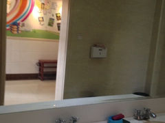iphone_upload_pic-上海上外静安外国语小学