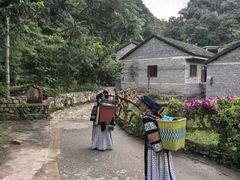 -高荡千年布依古寨旅游景区