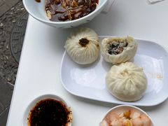 -李与白包子铺(桐梓林店)
