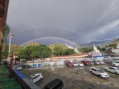 -峰瑞藏地美食·石锅鸡·牦牛肉(大昭寺品牌店)