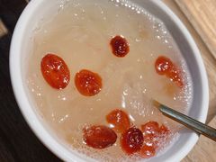 蔓越莓桃胶银耳-炖物24章·顺时轻养茶(杭州大厦店)