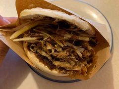 鸭肉夹饼-烤鸭肉夹馍鸭汤店