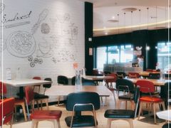 大堂-必胜客(阿罗海店)