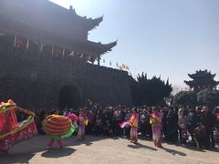 -巴陵广场