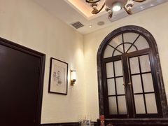 -醉辉皇上海之巅(上海中心大厦店)