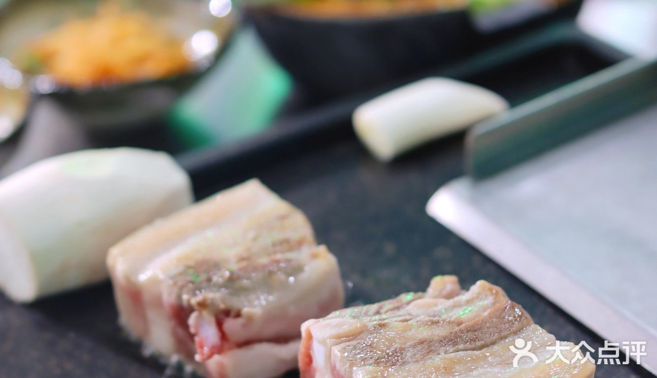 这家正宗的韩国烤肉,可是刷爆了朋友圈呀!