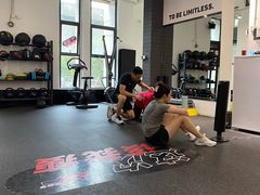-汗水空间私教健身连锁(SM广场店)