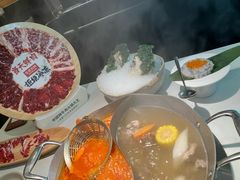 -左庭右院鲜牛肉火锅(金山万达店)