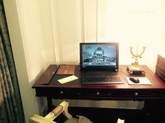 -茂名熹龙国际大酒店(人民广场高铁站店)