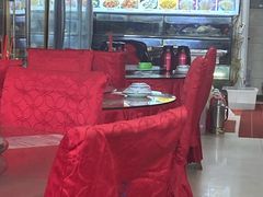 大堂-魏四小鱼锅贴王