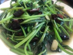 炝炒红薯苗-牛八宝桂林米粉(八里庄店)