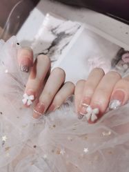-吉吉靓甲美睫
