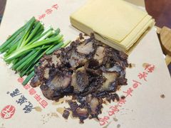 -魁盛居百年鲁菜馆(中林路店)