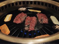 -炼火烤肉店