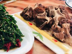 -苏莱特色牛骨滩羊手抓馆(长城东街总店)