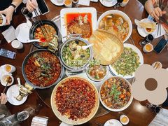 -万重锦·人文川菜馆(骡马市店)