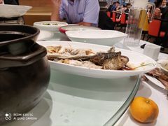 -艳阳天(万达广场红标店)