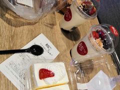 -85度C(生甜甜圈研究工坊·上海松江人民北路店)