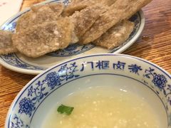 老北京精品炸灌肠-门框胡同百年卤煮(新街口店)