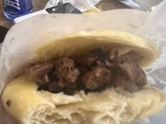 -闫家驴肉老店(华电一校店)