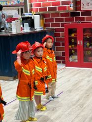 -奈尔宝家庭中心·亲子餐厅(鄞州万达店)