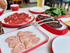 -毛辣果·贵州红酸汤牛肉火锅(西单店)