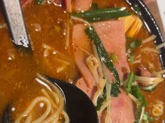 -肥汁米蘭香港米线(定西路店)