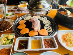 -唯成•韩国炭火烤肉 유성고기