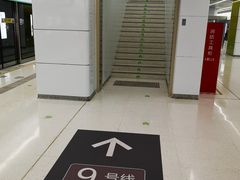 -银湖(地铁站)