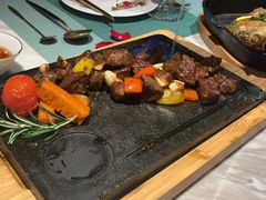 田园澳洲骰子牛肉-蜜桃花开·中西融合菜E&W(南长街店)