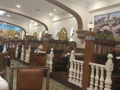大堂-清真·玛丽亚新疆菜主题餐厅(浙江中路店)
