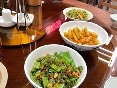 -新李记 · 口味菜馆(南郊公园店)