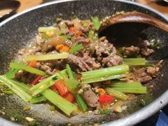 -吃饭皇帝大土家民族菜(正大广场店)