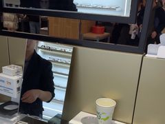 -美式眼镜·授权蔡司.依视路.尼康.豪雅.明月(南翔印象城店)