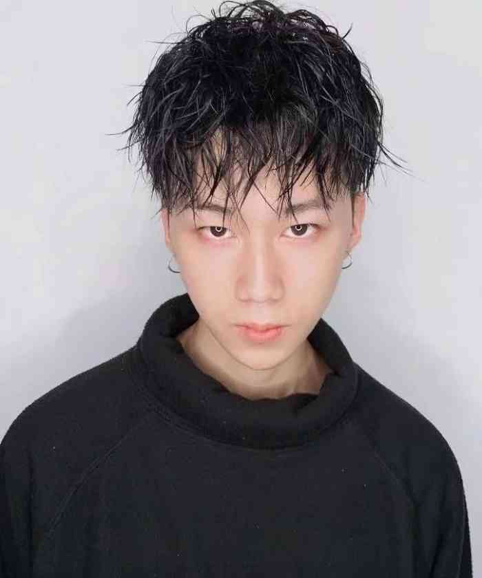 杜尚发型(滨江中赢店)