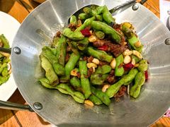 -黄泥岗·地道湖北菜(奥特莱斯店)