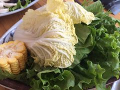 -毛辣果·贵州红酸汤牛肉火锅(西单店)