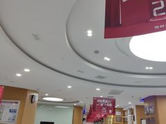 -雅悦齿科(顾村公园店)
