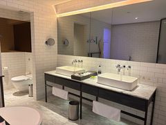 -郑州建业艾美酒店