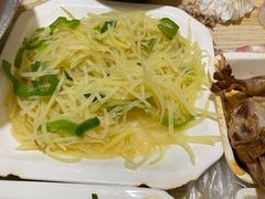 青椒土豆丝-黑皮酸菜鱼(绣花巷店)